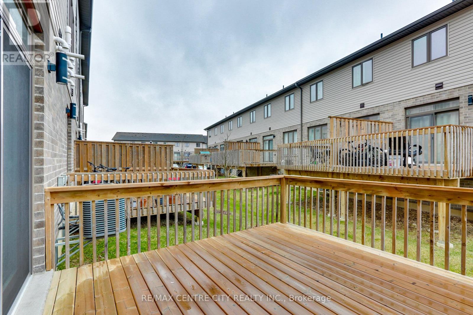 106 - 2070 Meadowgate Boulevard, London South, Ontario  N6M 1C6 - Photo 15 - X12256305