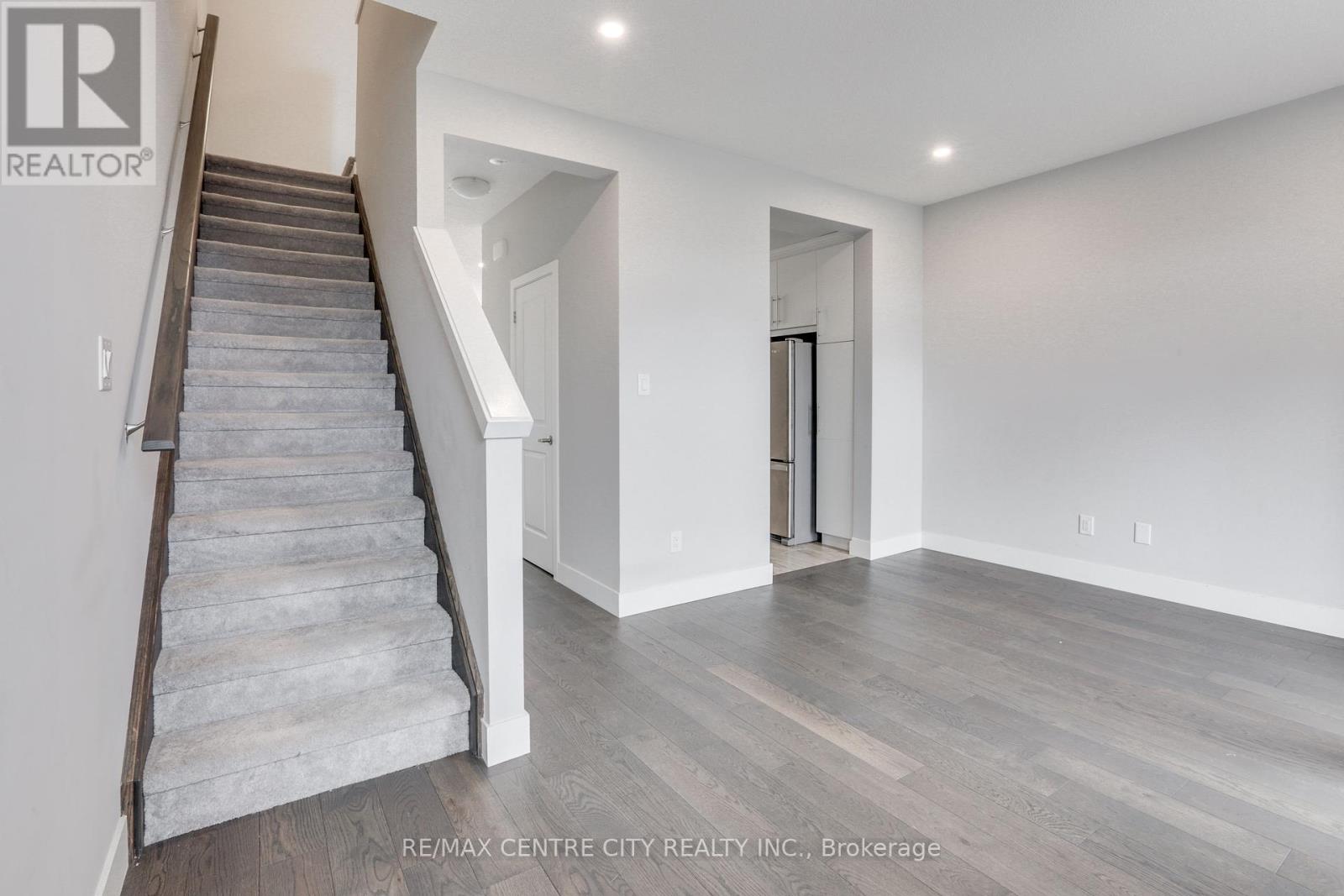 106 - 2070 Meadowgate Boulevard, London South, Ontario  N6M 1C6 - Photo 28 - X12256305