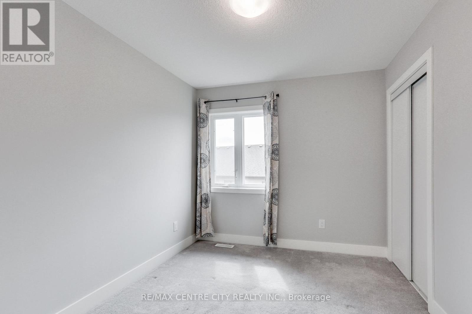 106 - 2070 Meadowgate Boulevard, London South, Ontario  N6M 1C6 - Photo 33 - X12256305