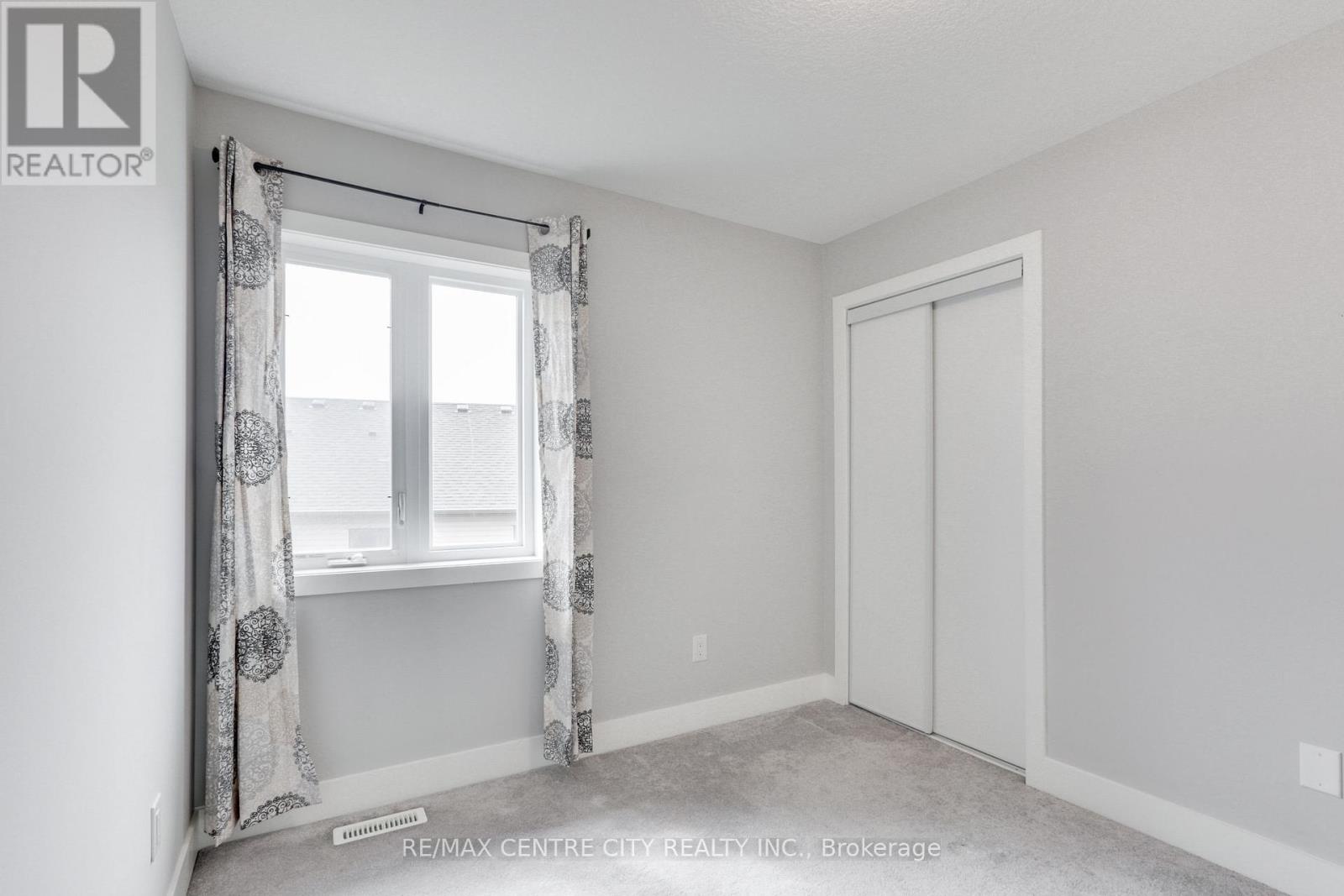 106 - 2070 Meadowgate Boulevard, London South, Ontario  N6M 1C6 - Photo 34 - X12256305