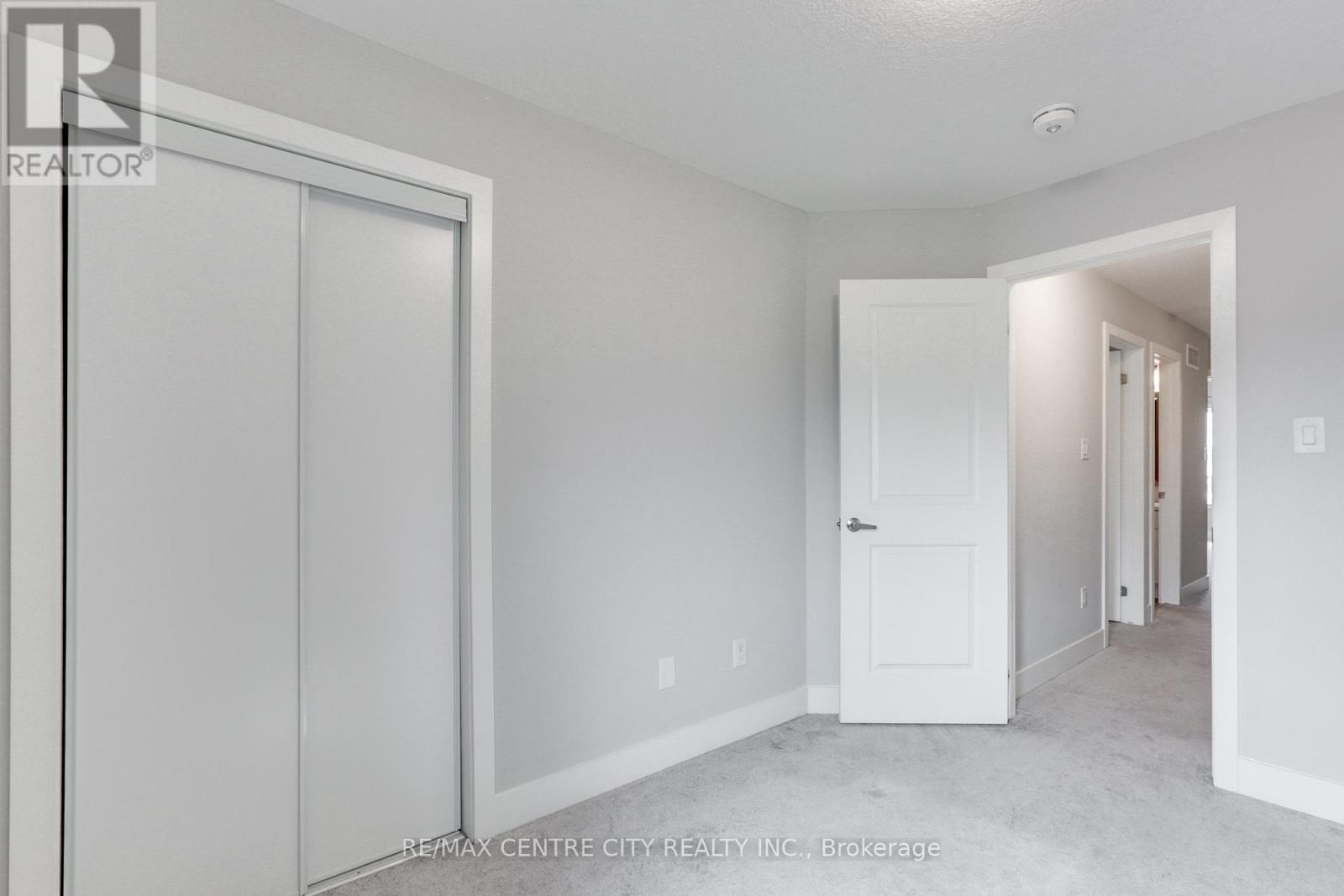 106 - 2070 Meadowgate Boulevard, London South, Ontario  N6M 1C6 - Photo 35 - X12256305