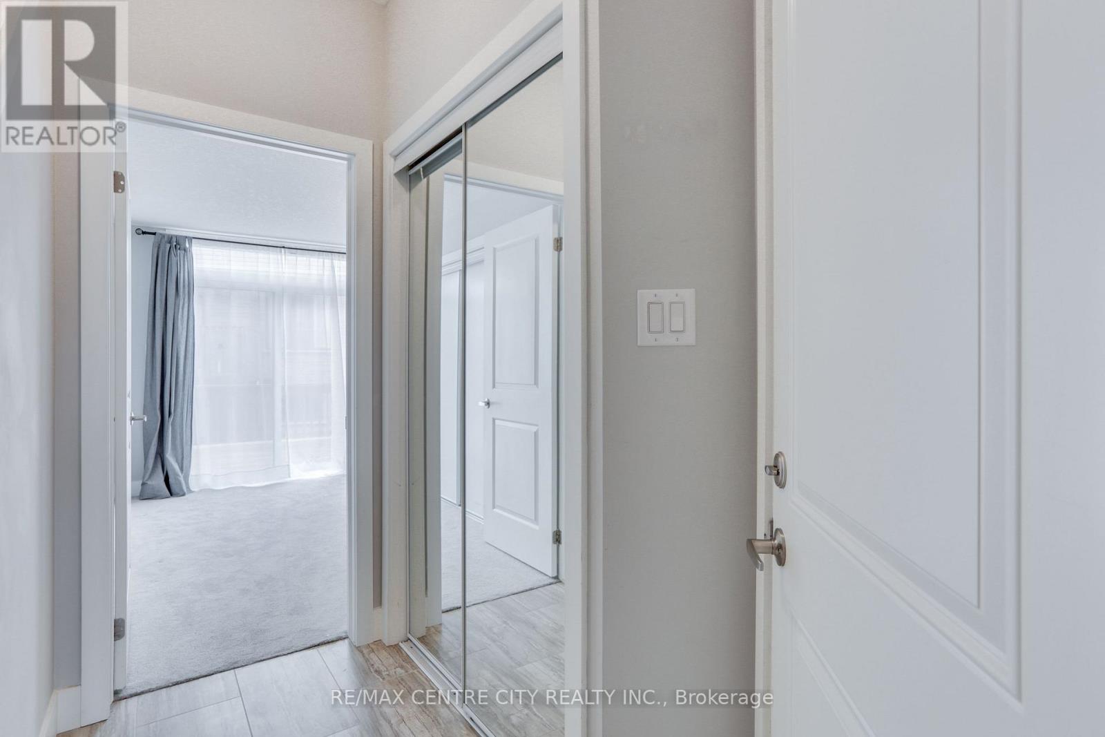 106 - 2070 Meadowgate Boulevard, London South, Ontario  N6M 1C6 - Photo 6 - X12256305