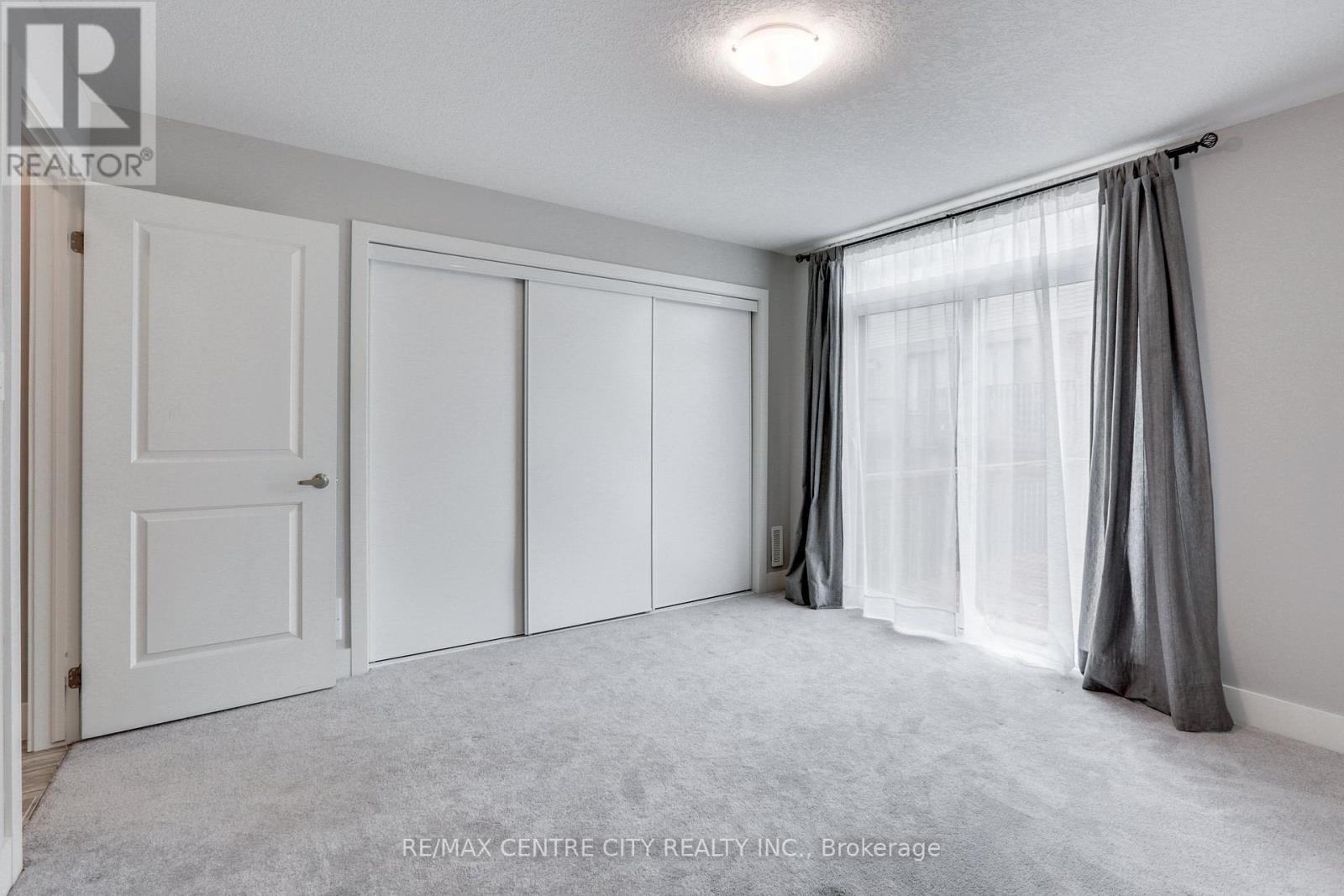 106 - 2070 Meadowgate Boulevard, London South, Ontario  N6M 1C6 - Photo 9 - X12256305