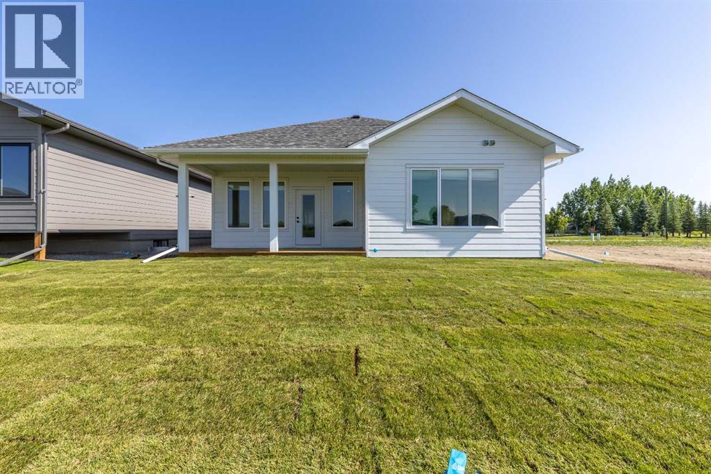 62 E 300 S, Raymond, Alberta  T0K 2S0 - Photo 28 - A2232559