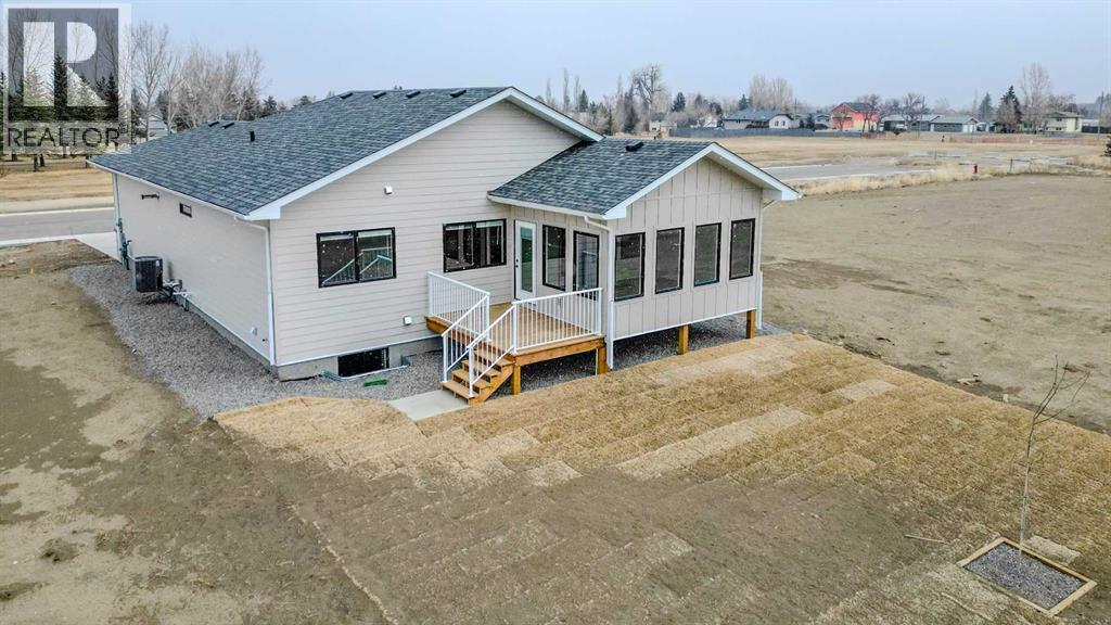 112 E 300 S, Raymond, Alberta  T0K 2S0 - Photo 27 - A2259820