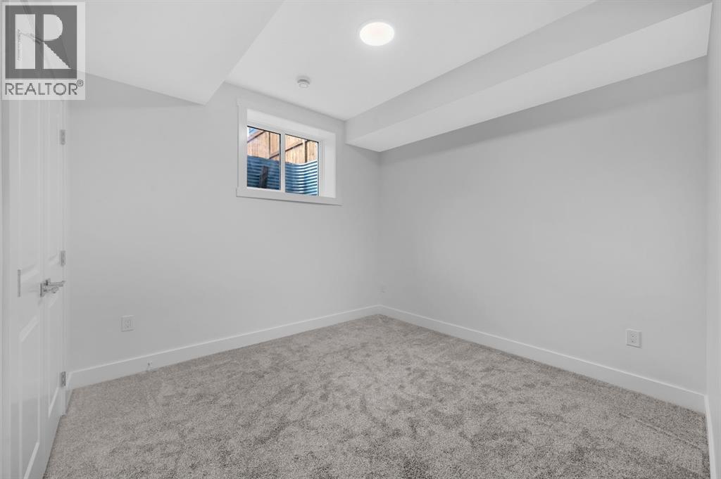 2, 426 13 Avenue Ne, Calgary, Alberta  T2E 1C2 - Photo 24 - A2257423