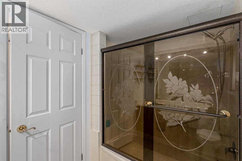 221, 20 Coachway Road Sw, Calgary, Alberta  T3H 1E6 - Photo 15 - A2258710