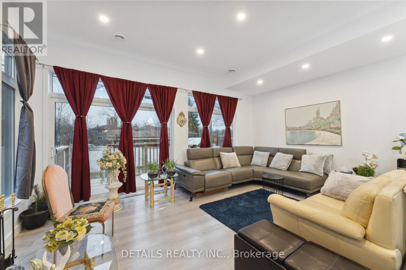 A - 137 Duford Street, Ottawa, Ontario  K1L 6Z5 - Photo 7 - X12445521
