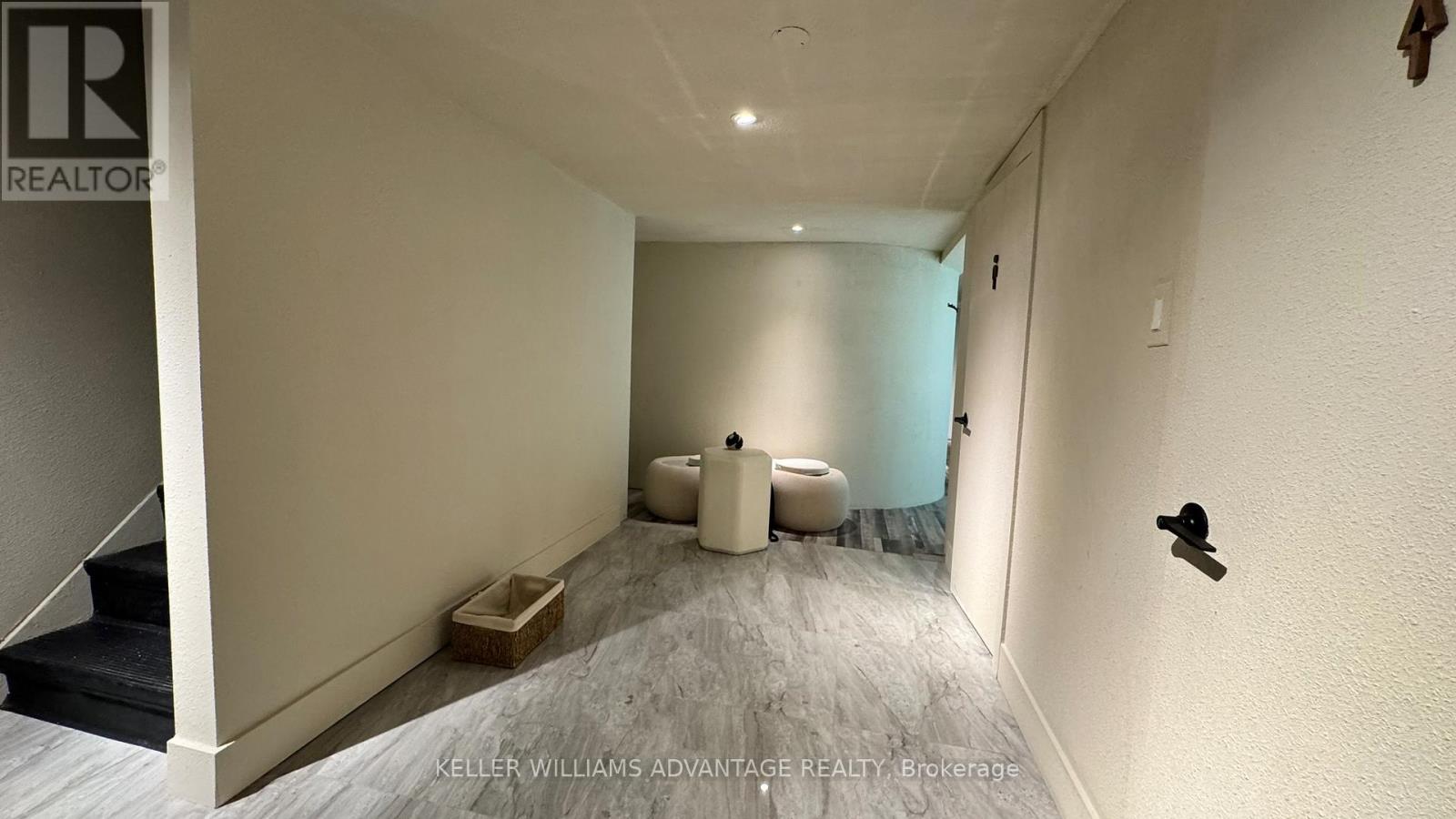 1647 Eglinton Avenue W, Toronto (Oakwood Village), Ontario  M6E 2H1 - Photo 14 - C12445519