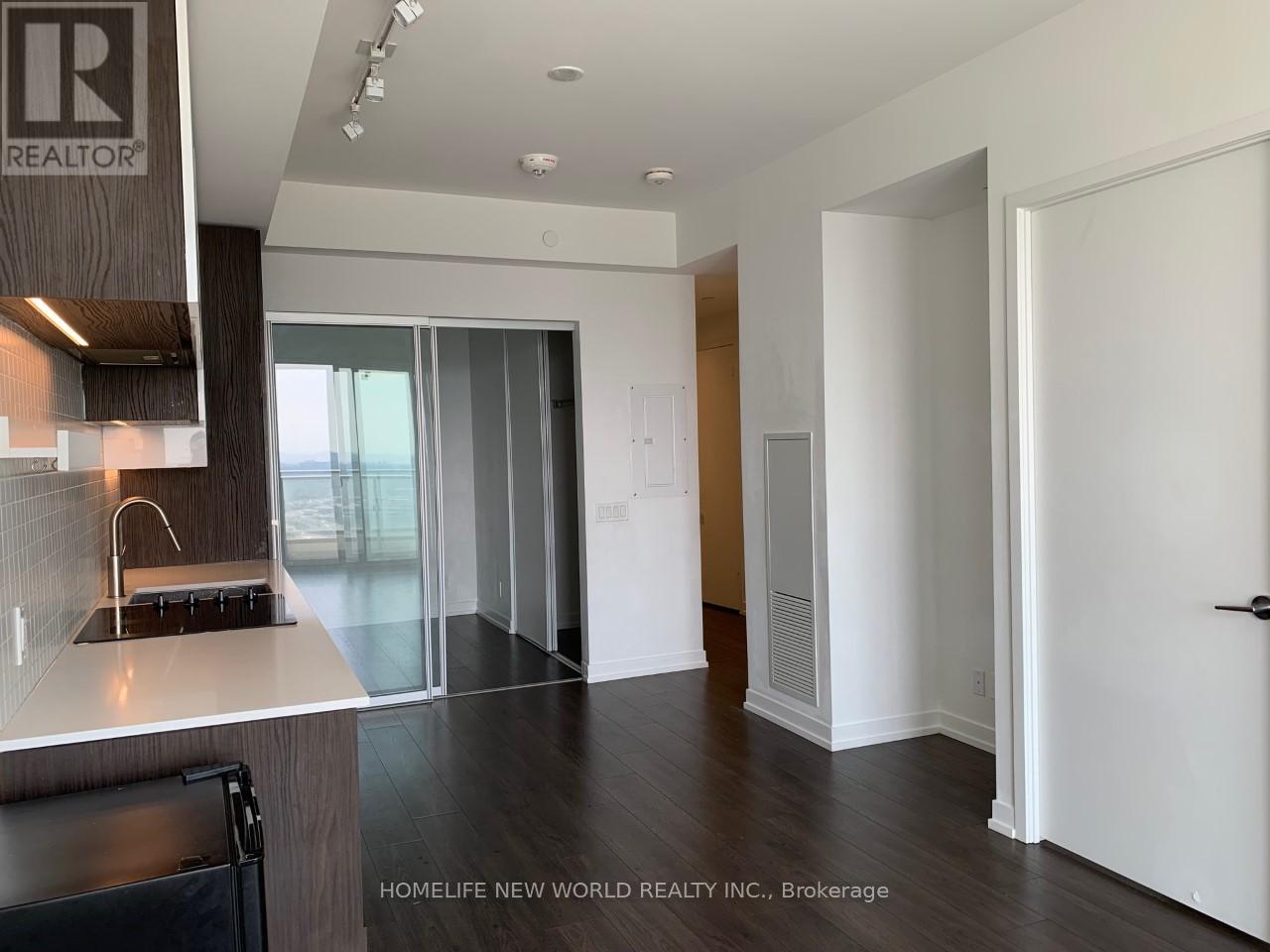 4605 - 5 Buttermill Avenue, Vaughan, Ontario  L4K 0J5 - Photo 11 - N12445061