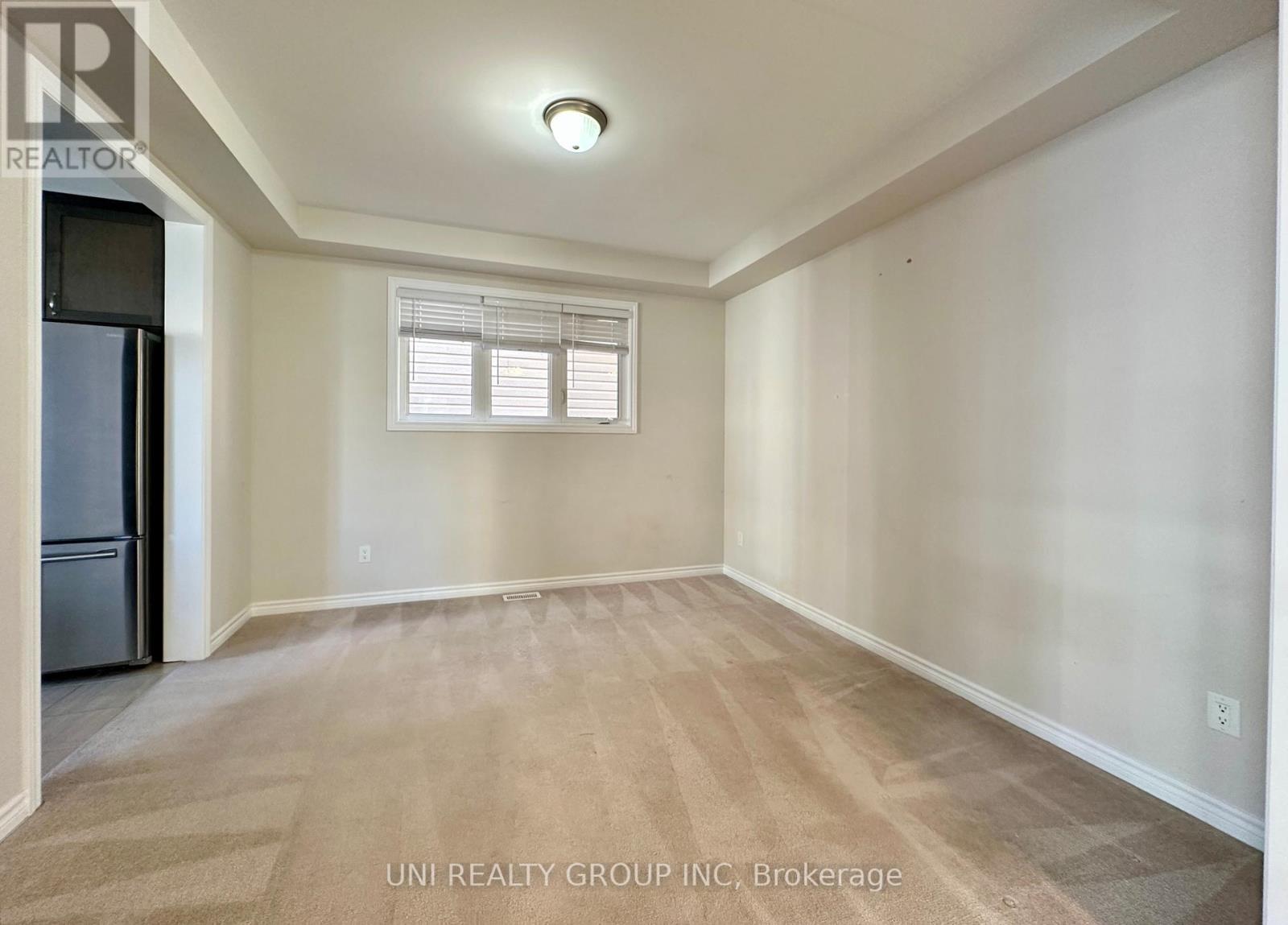 514 Honeylocust Avenue, Ottawa, Ontario  K2V 0K9 - Photo 11 - X12445528