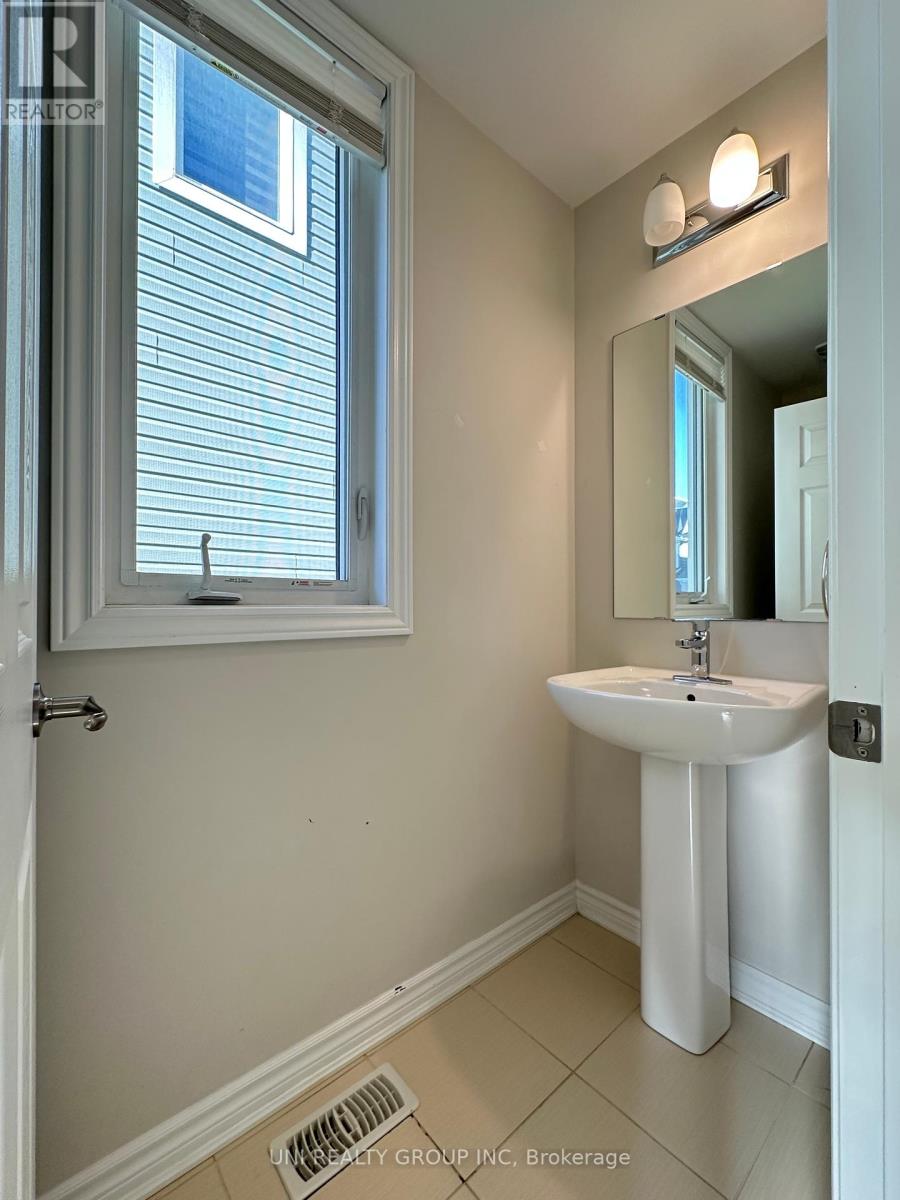 514 Honeylocust Avenue, Ottawa, Ontario  K2V 0K9 - Photo 27 - X12445528