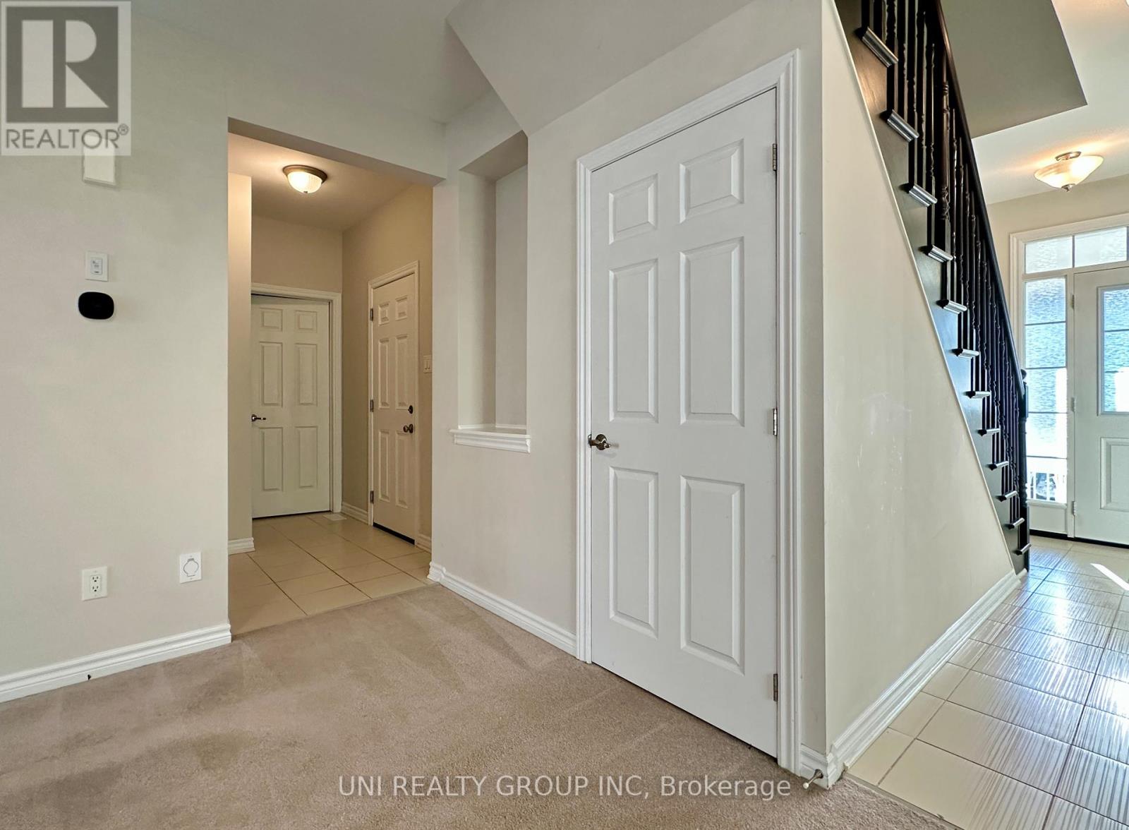 514 Honeylocust Avenue, Ottawa, Ontario  K2V 0K9 - Photo 7 - X12445528