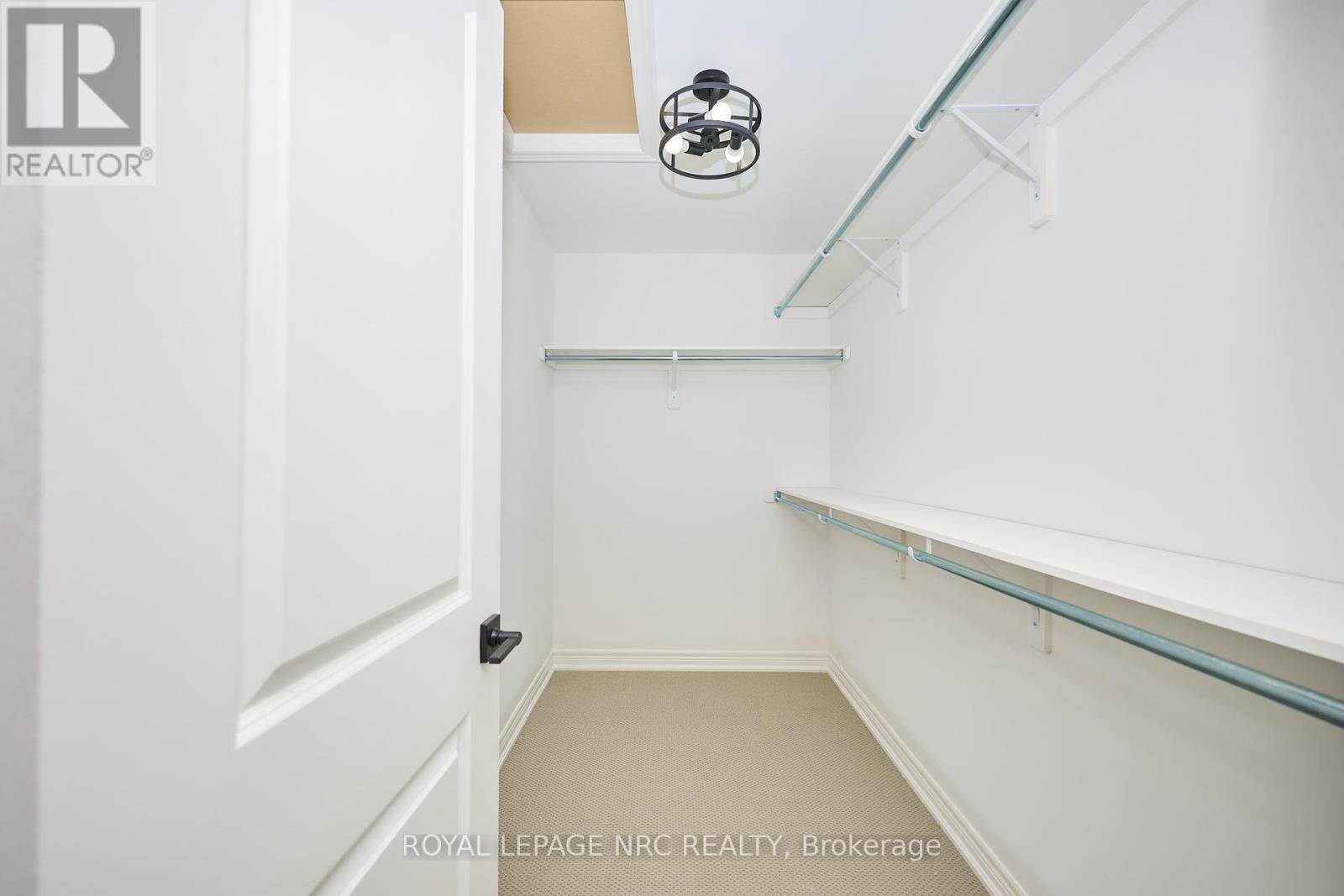 6672 Hawkins Street, Niagara Falls, Ontario  L2G 3B7 - Photo 18 - X12445534