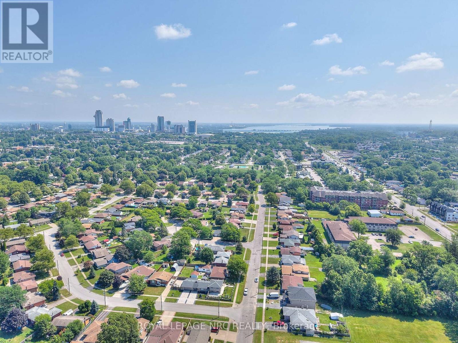 6672 Hawkins Street, Niagara Falls, Ontario  L2G 3B7 - Photo 38 - X12445534