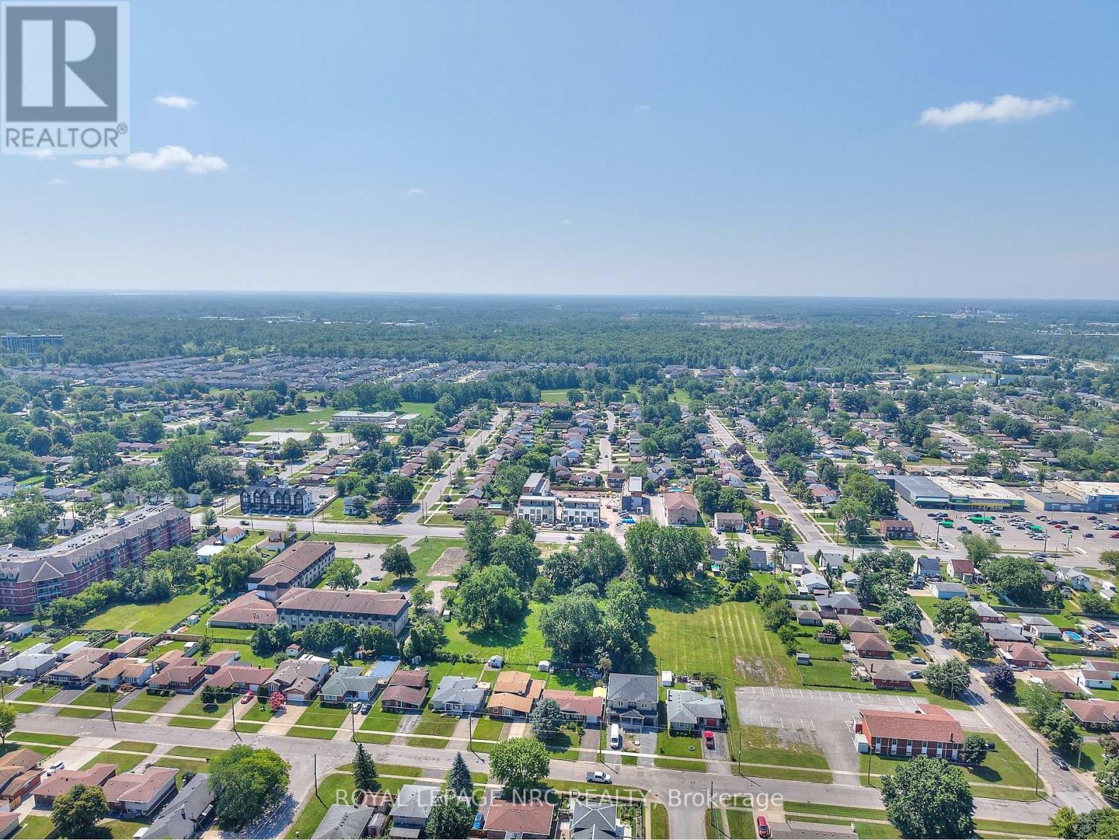 6672 Hawkins Street, Niagara Falls, Ontario  L2G 3B7 - Photo 39 - X12445534