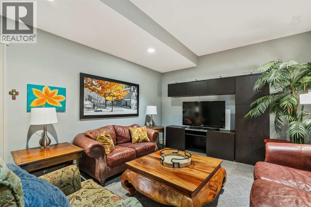 53 Cardiff Drive Nw, Calgary, Alberta  T2K 1R6 - Photo 36 - A2225502
