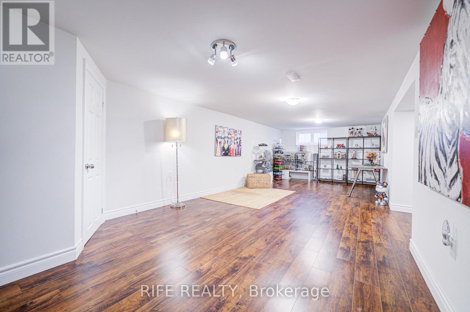 306 Wenlock Street, Richmond Hill, Ontario  L4C 1M7 - Photo 17 - N12444943