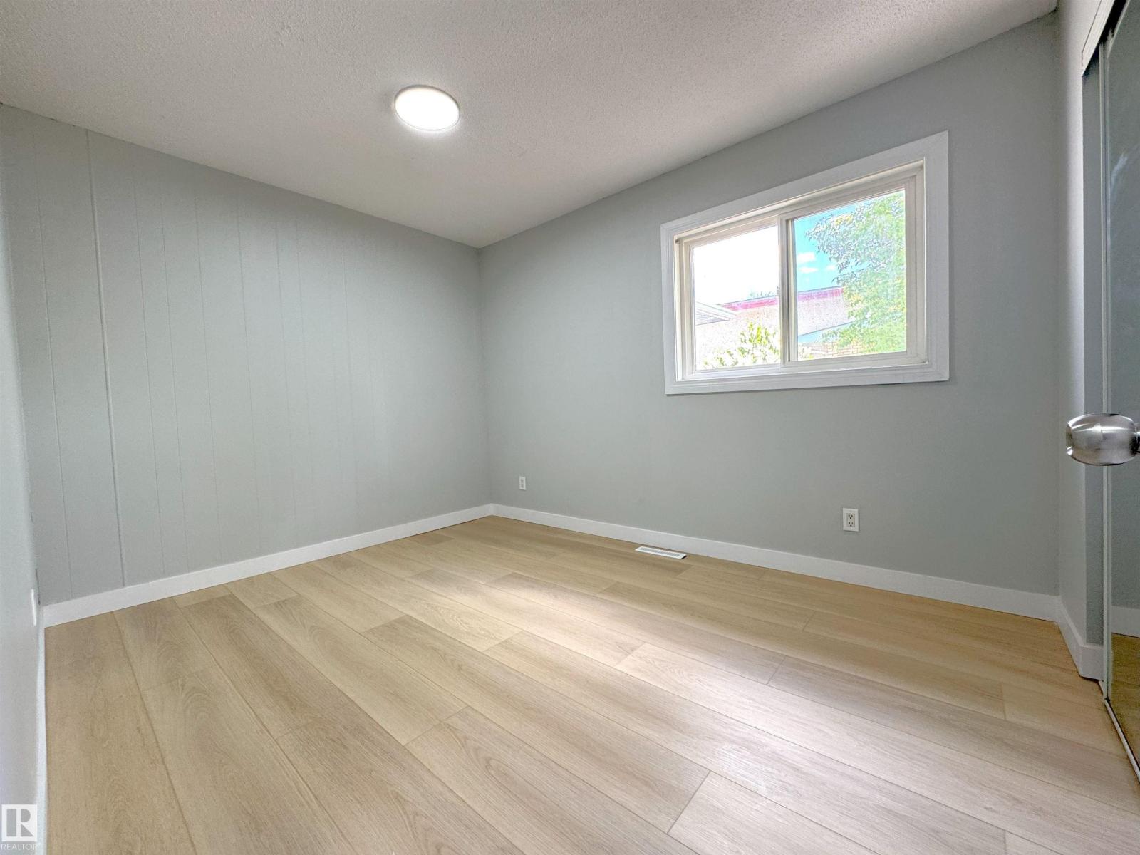 7807 36 Av Nw, Edmonton, Alberta  T6K 0C5 - Photo 15 - E4460918