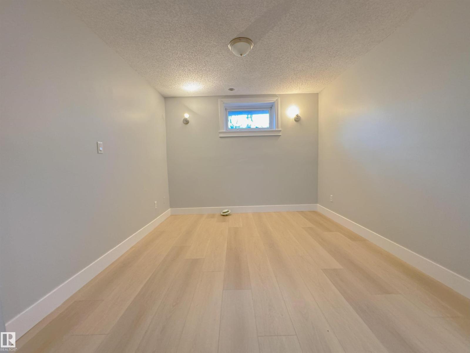 7807 36 Av Nw, Edmonton, Alberta  T6K 0C5 - Photo 21 - E4460918