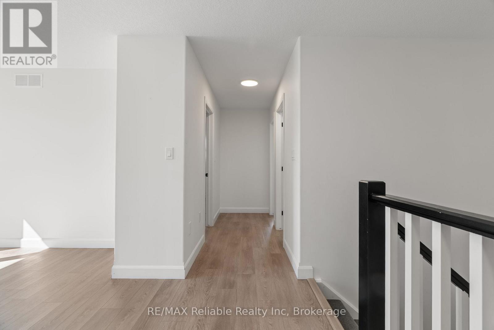 2 Linda Drive, Huron East, Ontario  N0K 1W0 - Photo 13 - X12443082