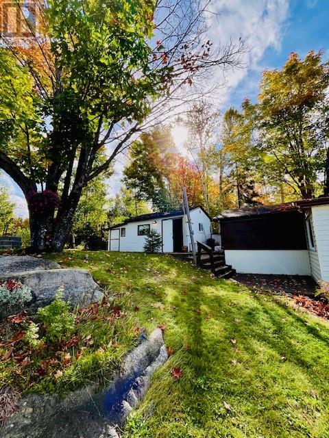 219 Westhill Rd, Elliot Lake, Ontario  P5A 1A9 - Photo 2 - 2125045