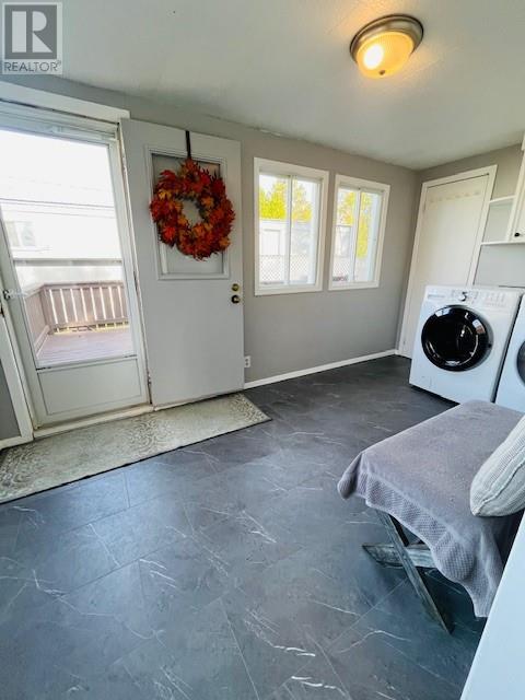 219 Westhill Rd, Elliot Lake, Ontario  P5A 1A9 - Photo 8 - 2125045