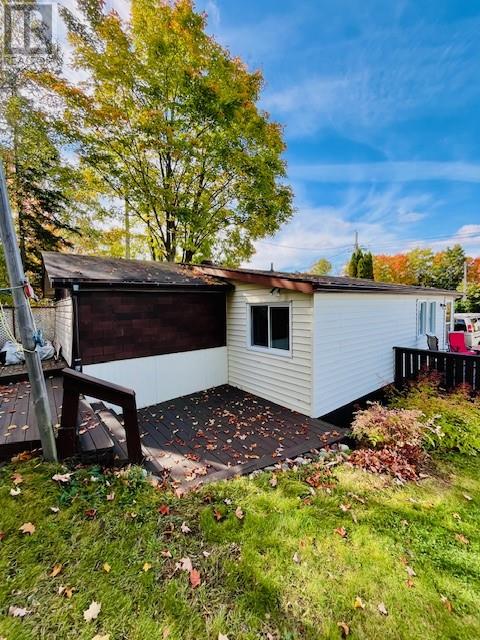 219 Westhill Rd, Elliot Lake, Ontario  P5A 1A9 - Photo 4 - 2125045