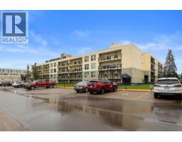 211, 14921 Macdonald Drive Downtown