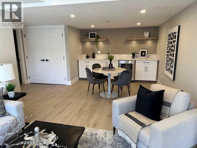 1 Cherovan Drive Sw, Calgary, Alberta  T2V 2P3 - Photo 22 - A2262062
