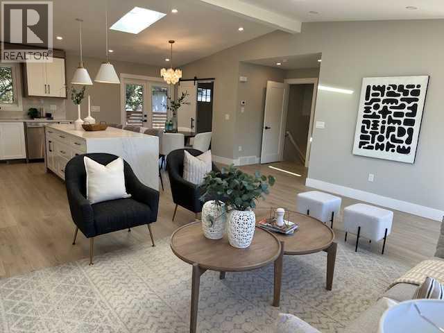 1 Cherovan Drive Sw, Calgary, Alberta  T2V 2P3 - Photo 7 - A2262062