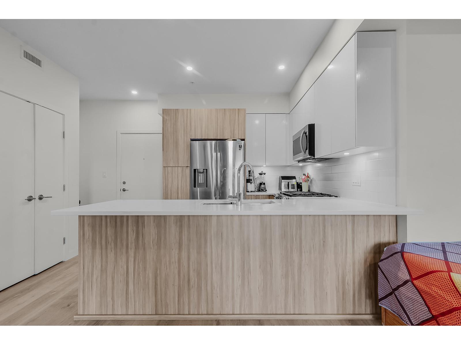 312 2649 James Street, Abbotsford, British Columbia V2T 3L6 - Photo 4 - R3026259