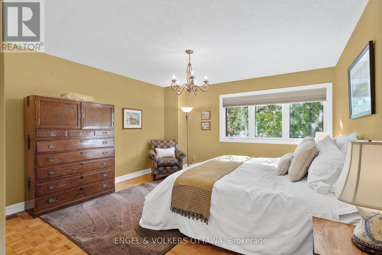 4 - 74 Somerset Street W, Ottawa, Ontario  K2P 0H5 - Photo 18 - X12445536