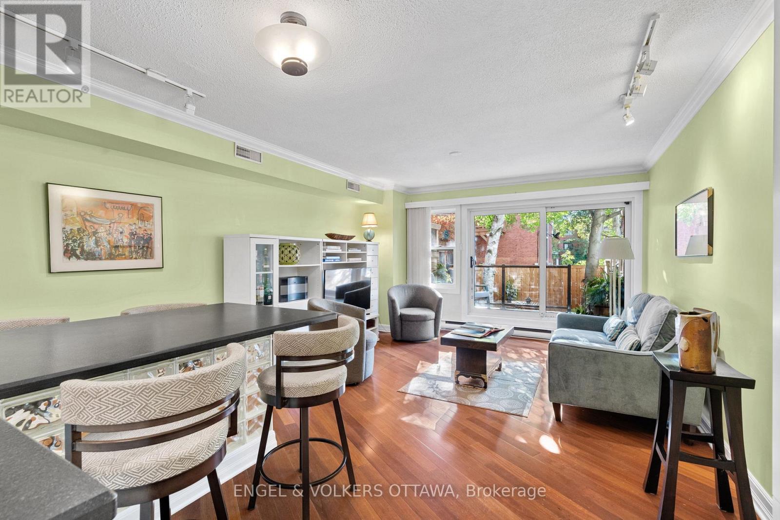 4 - 74 Somerset Street W, Ottawa, Ontario  K2P 0H5 - Photo 7 - X12445536