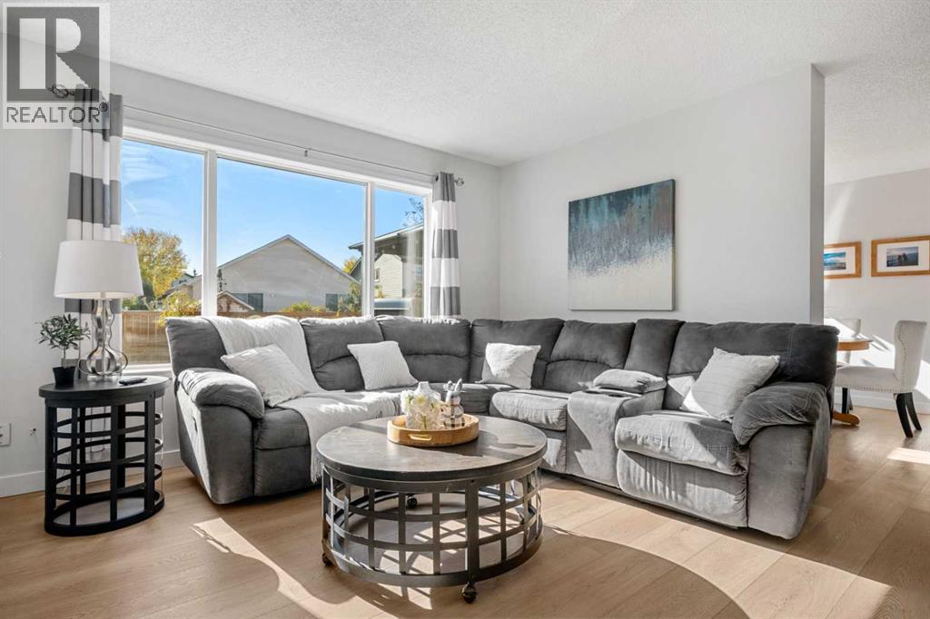 38 Harvest Park Circle Ne, Calgary, Alberta  T3K 4M8 - Photo 5 - A2261048