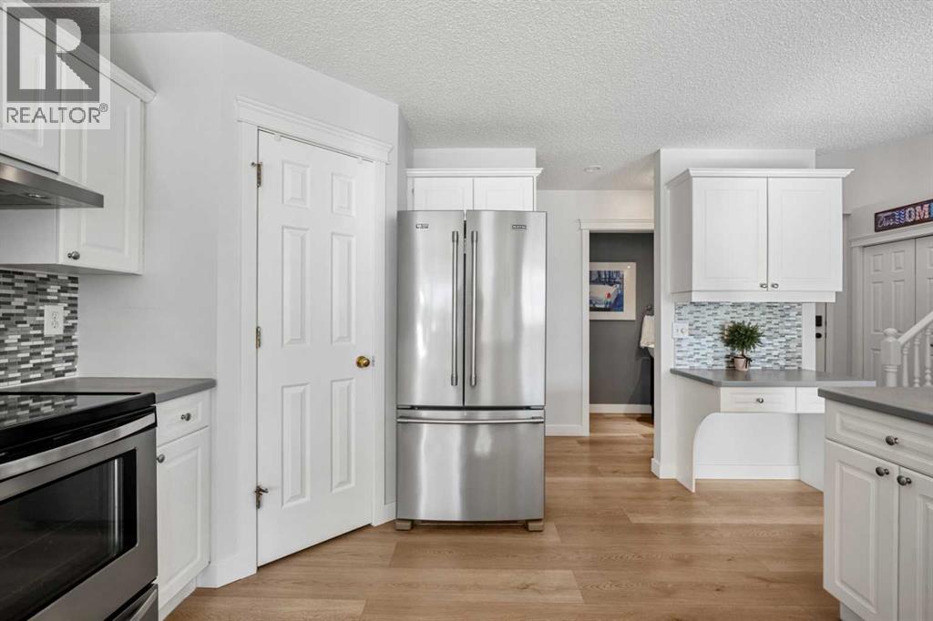 38 Harvest Park Circle Ne, Calgary, Alberta  T3K 4M8 - Photo 11 - A2261048