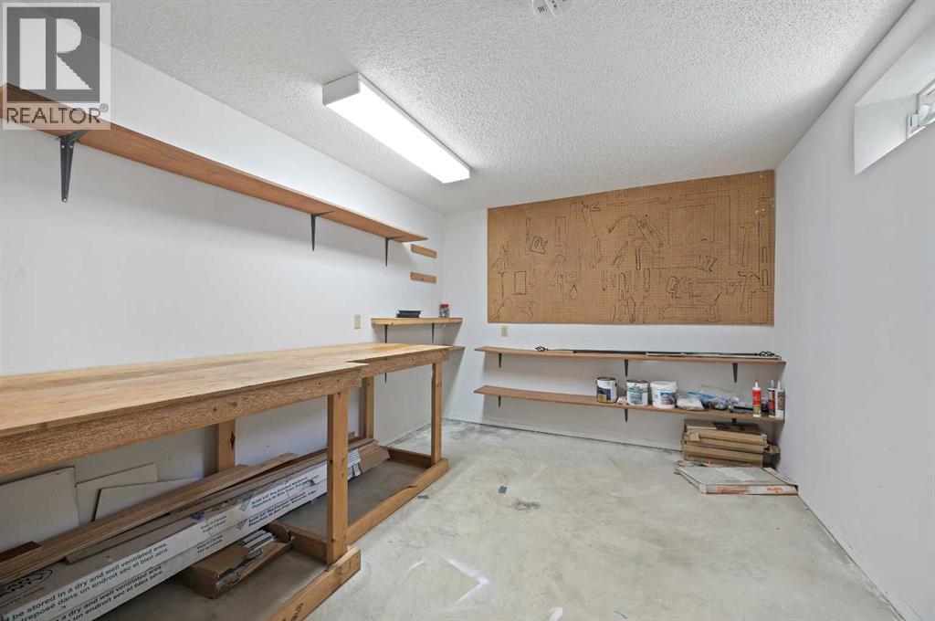 8 Edgeridge Way Nw, Calgary, Alberta  T3A 4G8 - Photo 42 - A2254943