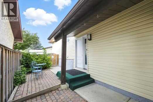 6336 Falton Road Ne, Calgary, Alberta  T3J 1K3 - Photo 6 - A2260219