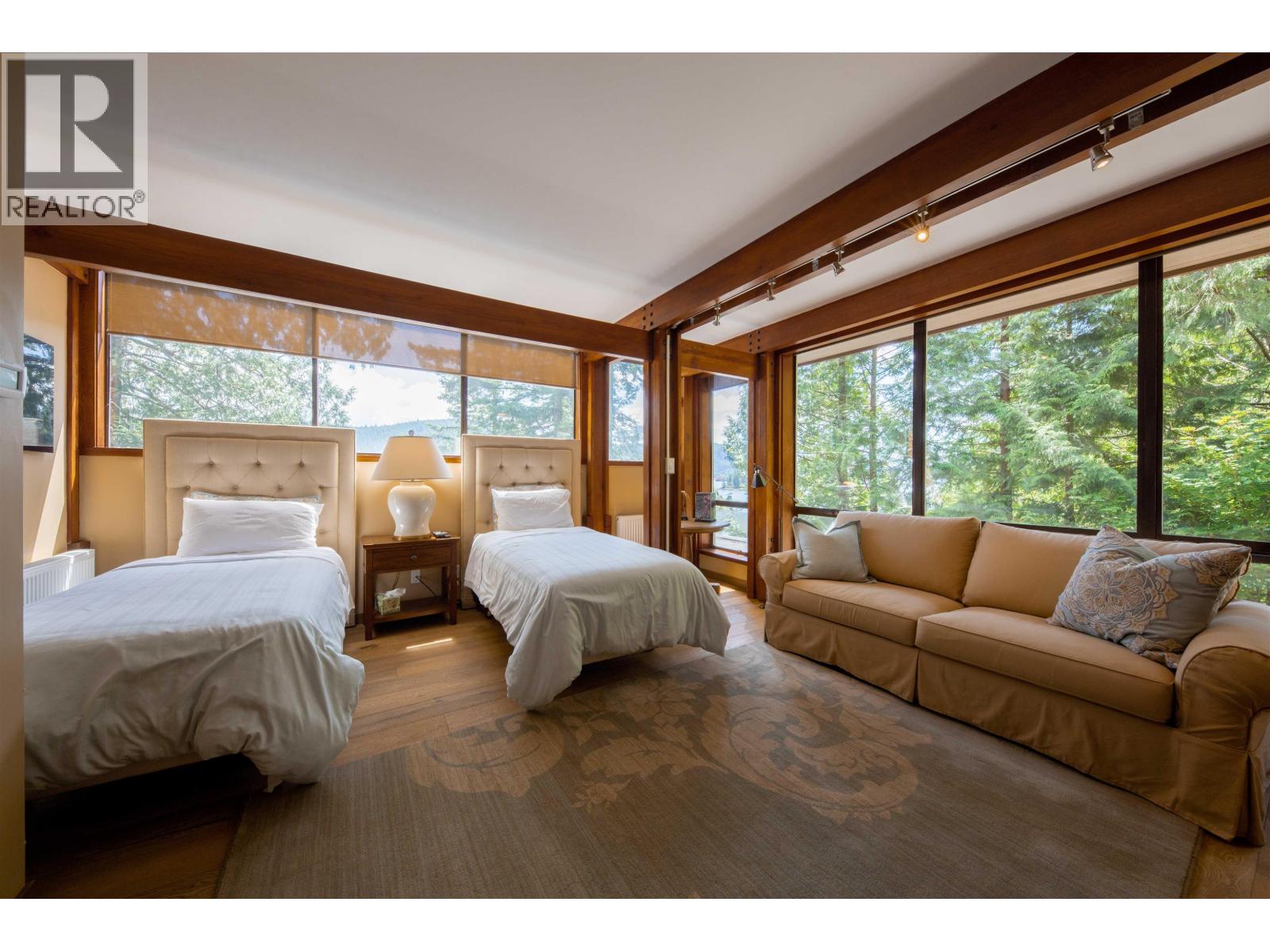4885 Cove Cliff Place, North Vancouver, British Columbia  V7G 1H9 - Photo 22 - R3042212