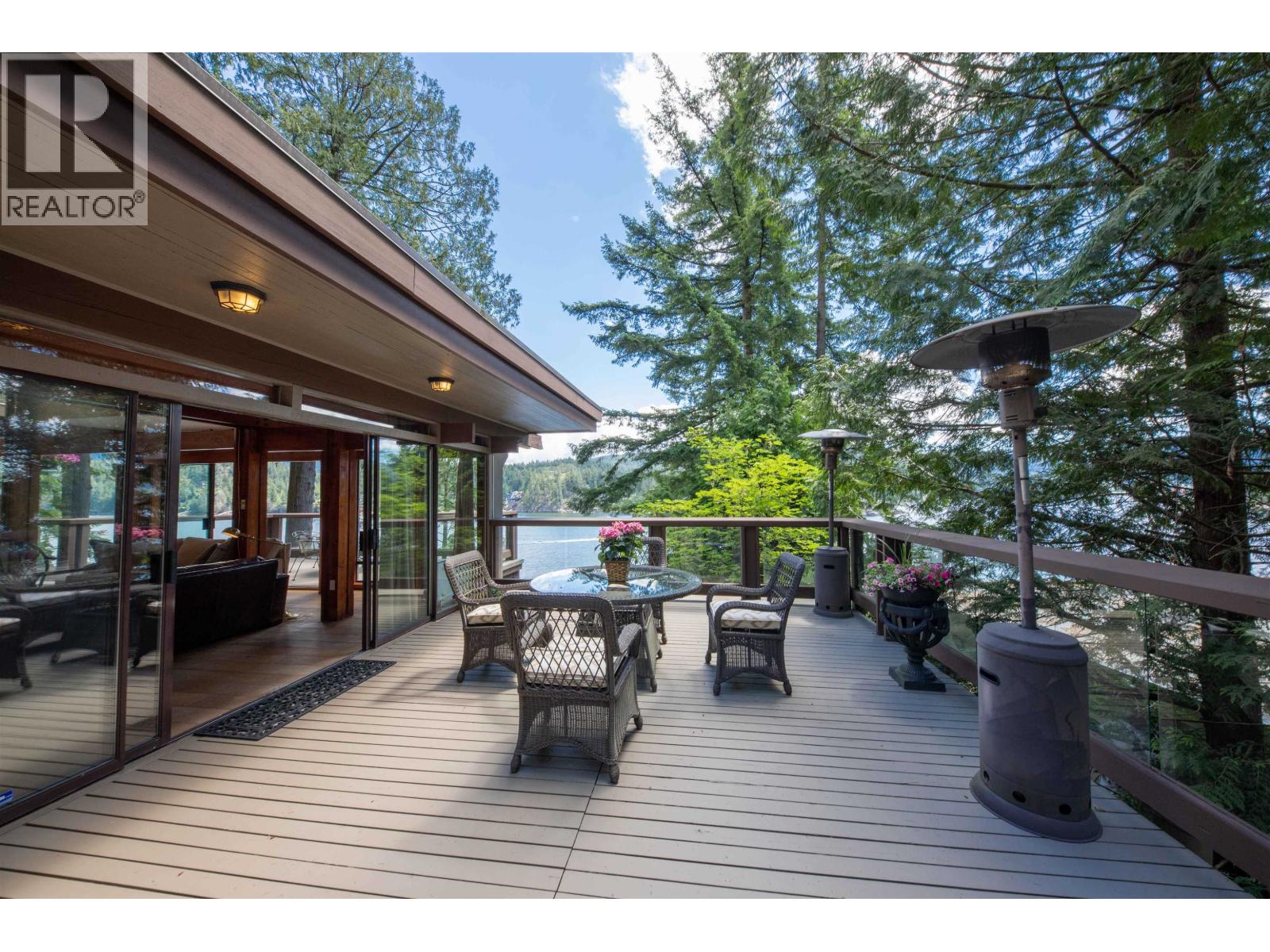 4885 Cove Cliff Place, North Vancouver, British Columbia  V7G 1H9 - Photo 10 - R3042212
