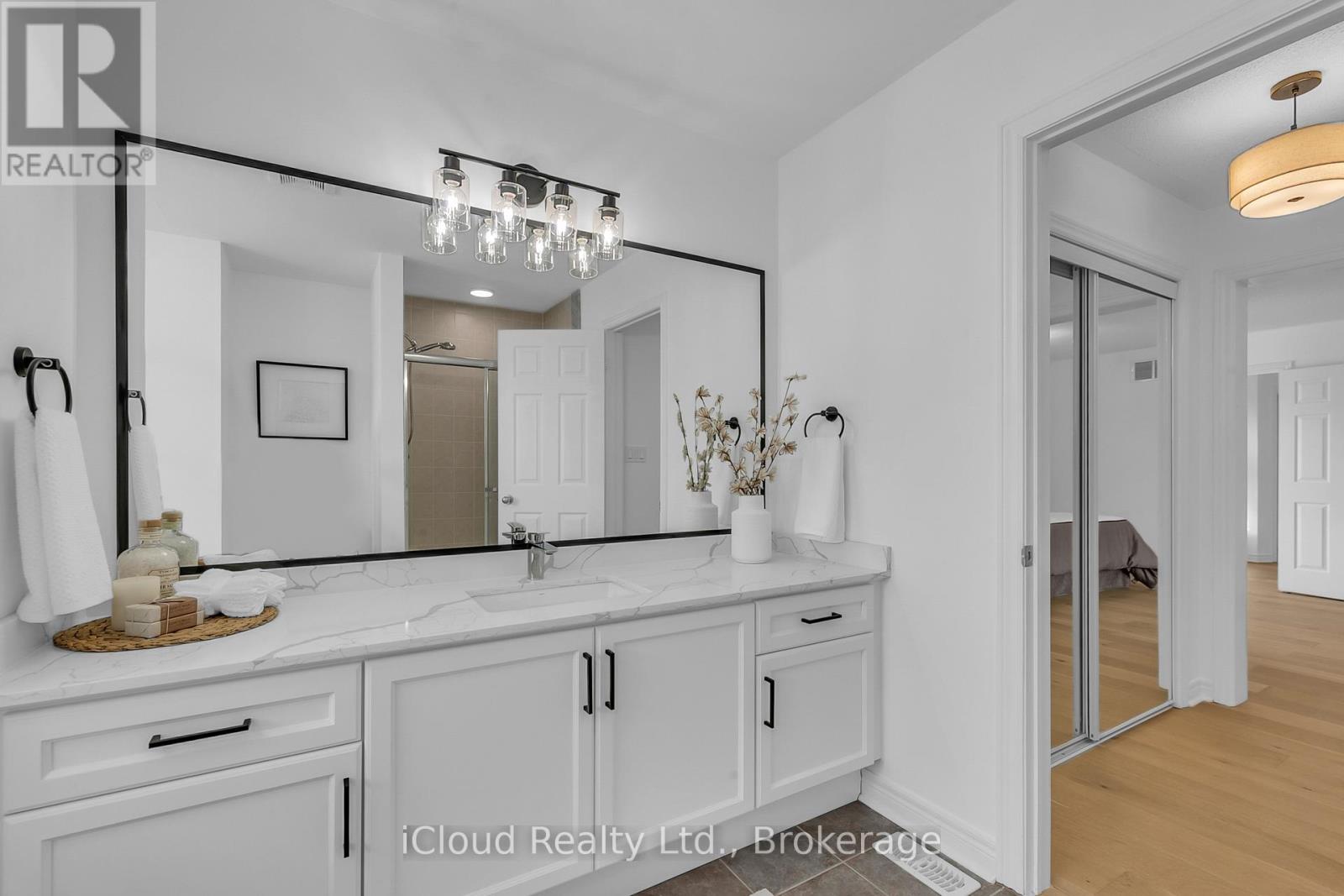 18 - 2295 Rochester Circle, Oakville, Ontario  L6M 5C9 - Photo 36 - W12366674