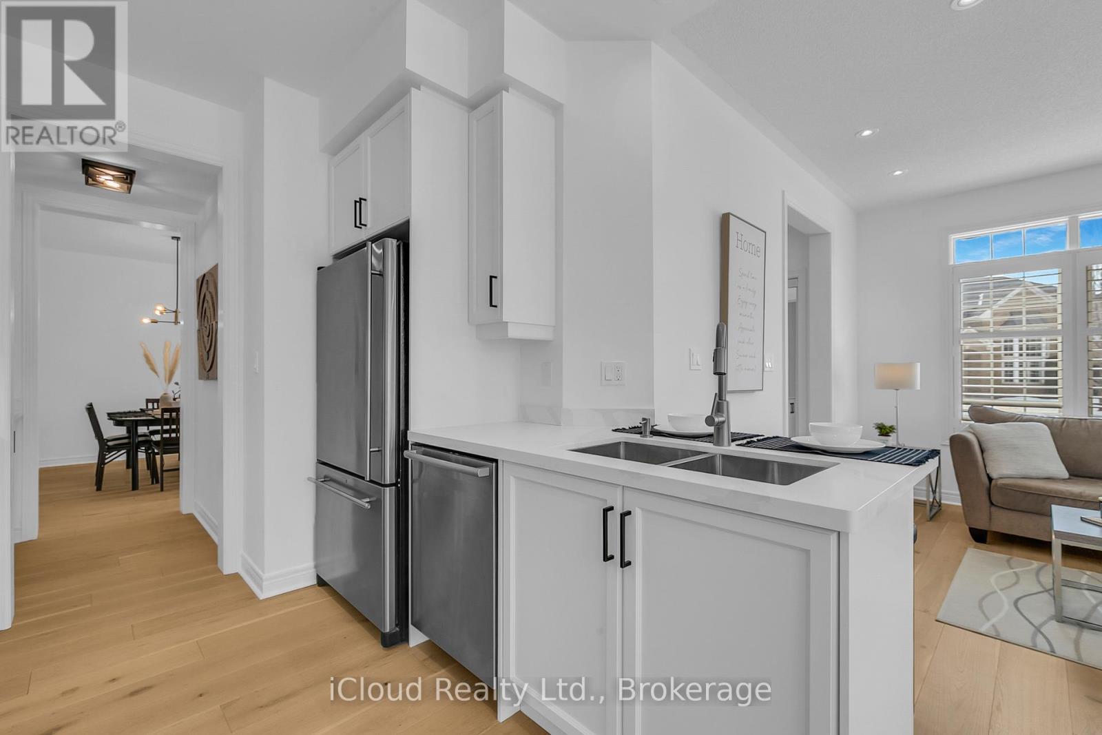 18 - 2295 Rochester Circle, Oakville, Ontario  L6M 5C9 - Photo 20 - W12366674
