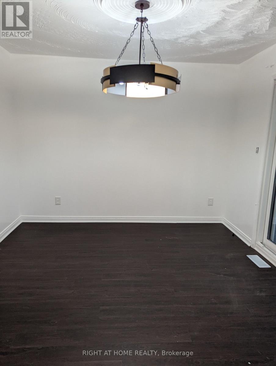 73 Skyview Drive, Hamilton (Falkirk), Ontario  L9B 1X5 - Photo 15 - X12445537