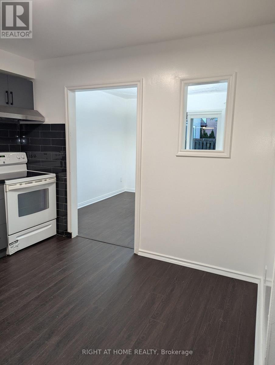 73 Skyview Drive, Hamilton (Falkirk), Ontario  L9B 1X5 - Photo 20 - X12445537