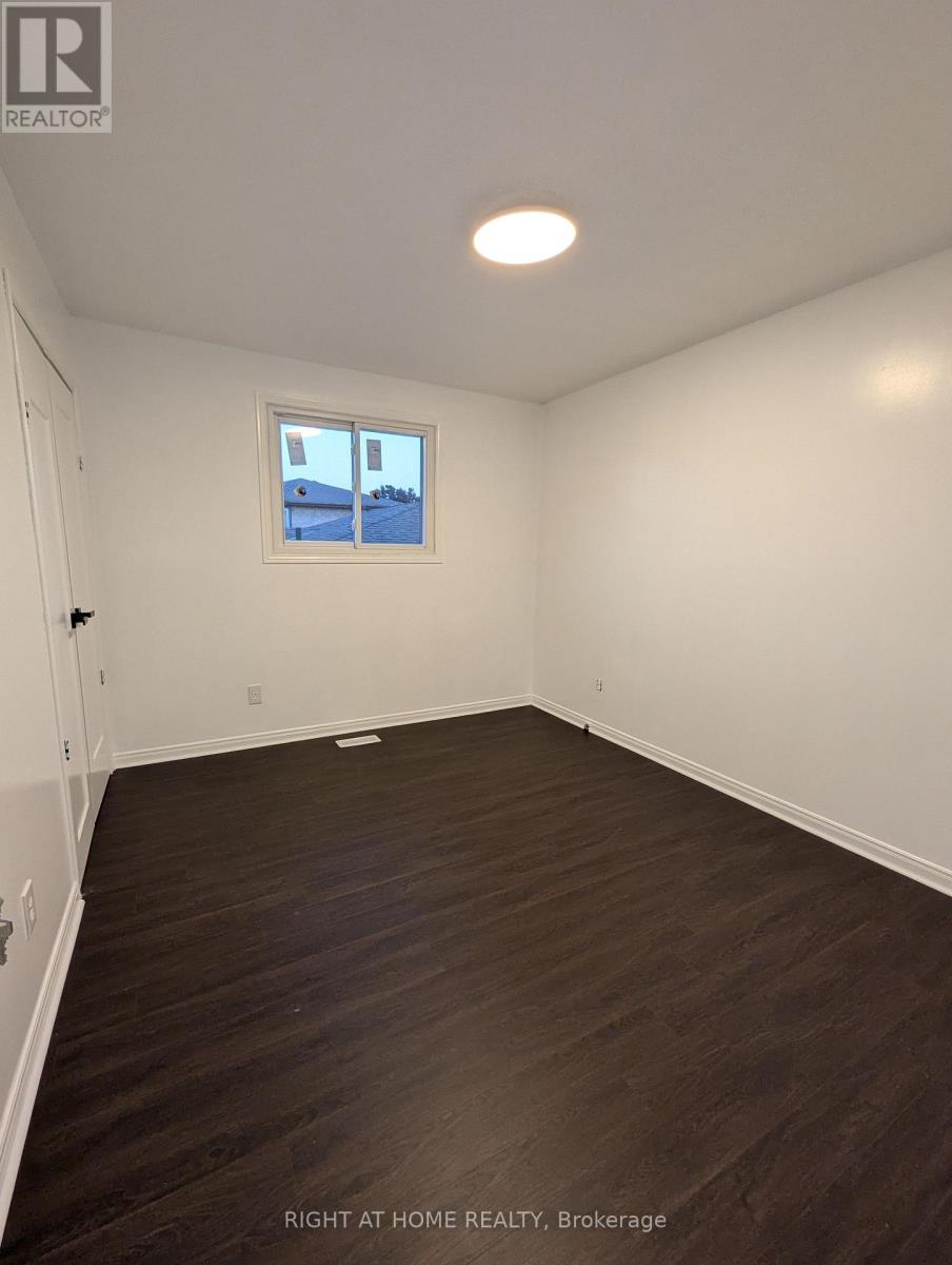73 Skyview Drive, Hamilton (Falkirk), Ontario  L9B 1X5 - Photo 30 - X12445537