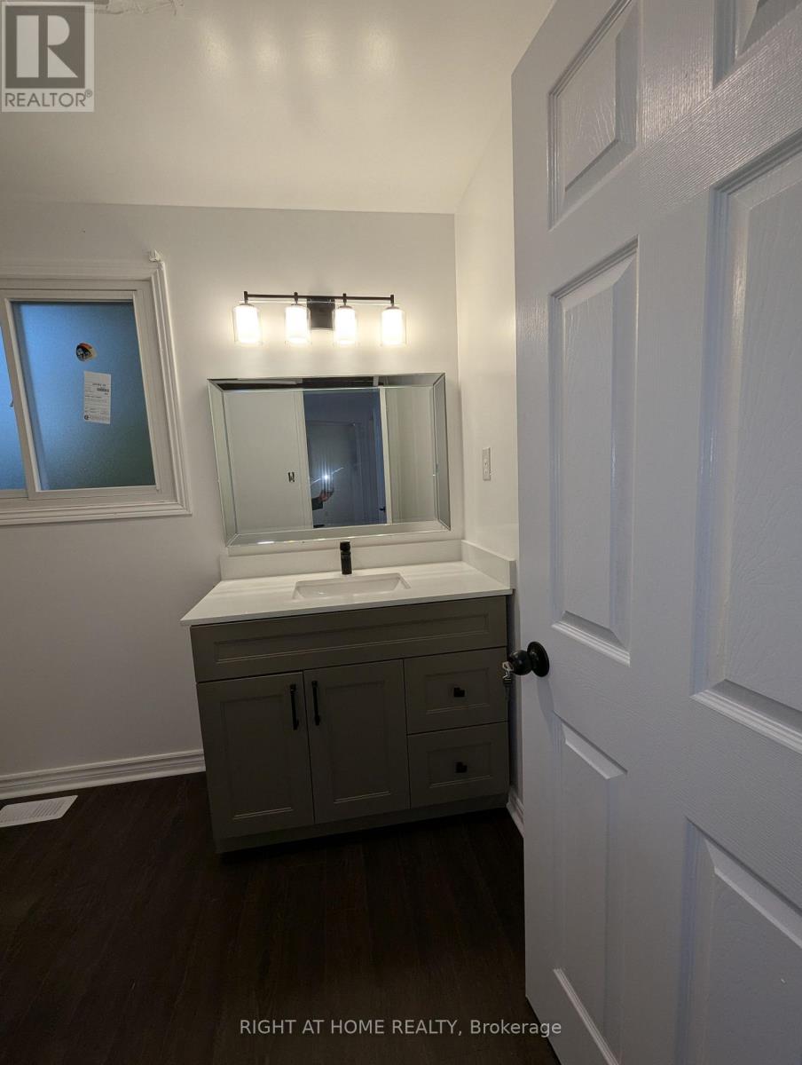 73 Skyview Drive, Hamilton (Falkirk), Ontario  L9B 1X5 - Photo 35 - X12445537