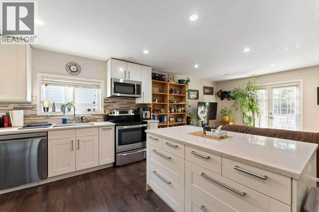 4640 81 Street Nw, Calgary, Alberta  T3B 2P4 - Photo 9 - A2260635