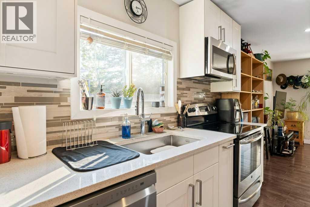 4640 81 Street Nw, Calgary, Alberta  T3B 2P4 - Photo 10 - A2260635