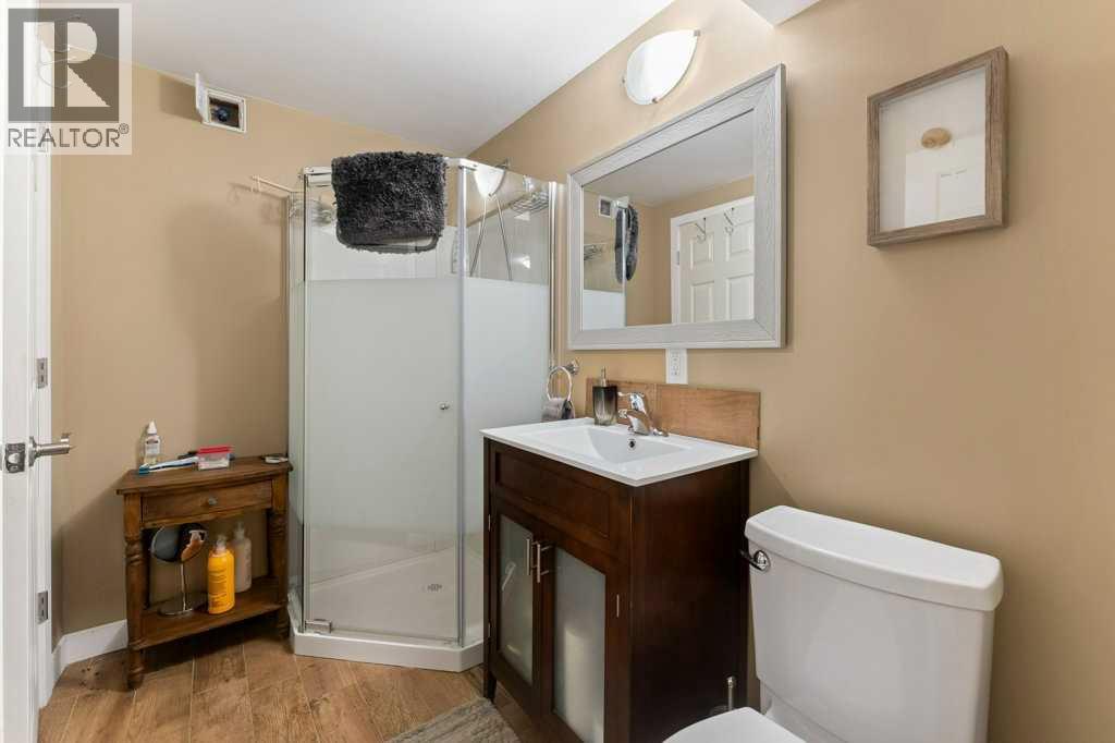 4640 81 Street Nw, Calgary, Alberta  T3B 2P4 - Photo 24 - A2260635