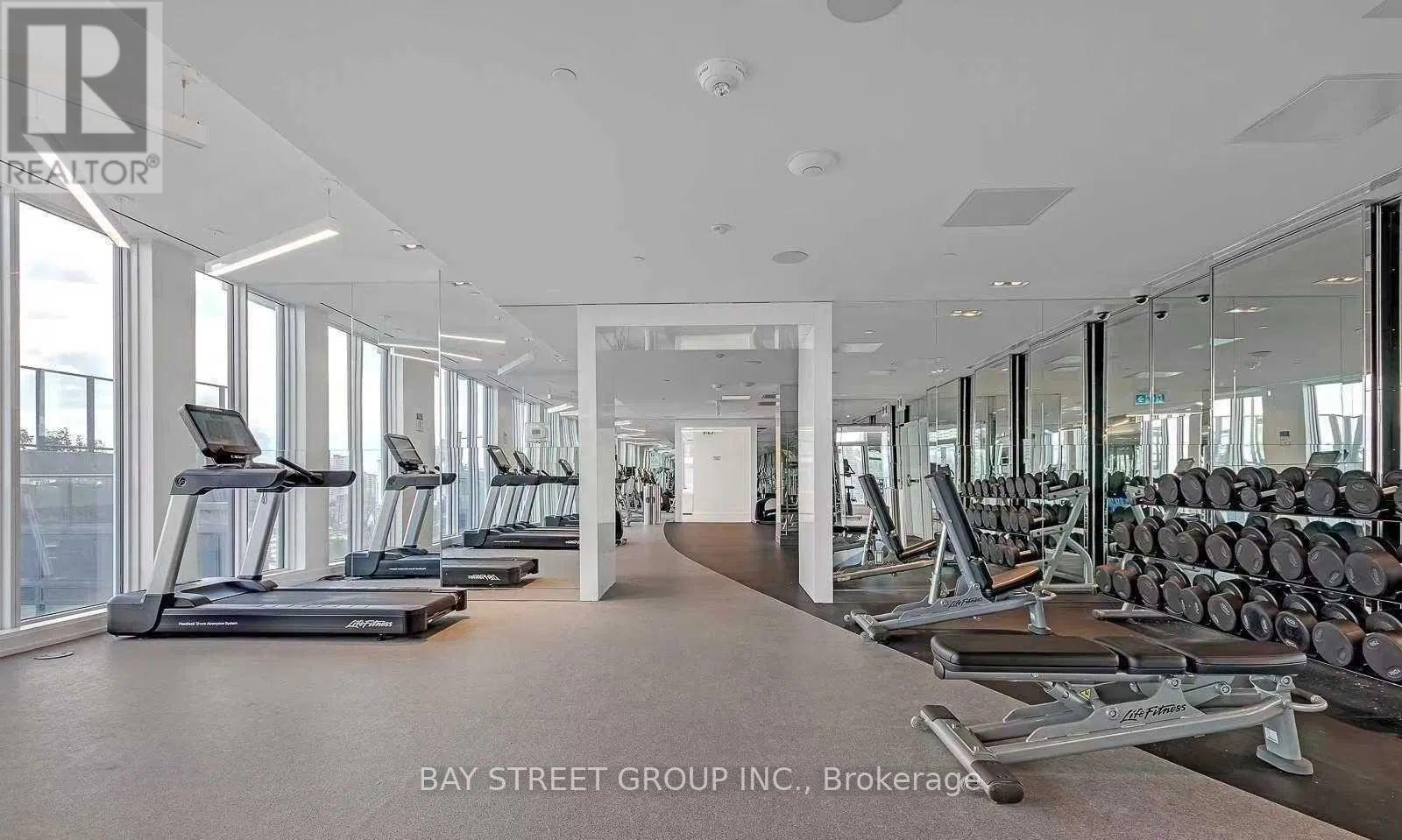 1713 - 251 Jarvis Street, Toronto, Ontario  M5B 0C3 - Photo 3 - C12445553